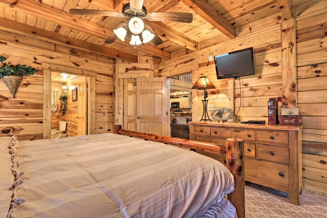 Pigeon Forge Cabin With Games, 1 Mi To Parkway! Bagian luar foto