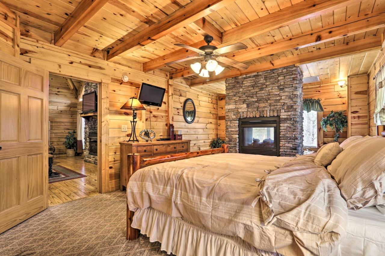 Pigeon Forge Cabin With Games, 1 Mi To Parkway! Bagian luar foto