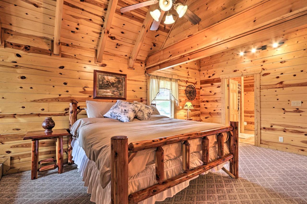 Pigeon Forge Cabin With Games, 1 Mi To Parkway! Bagian luar foto