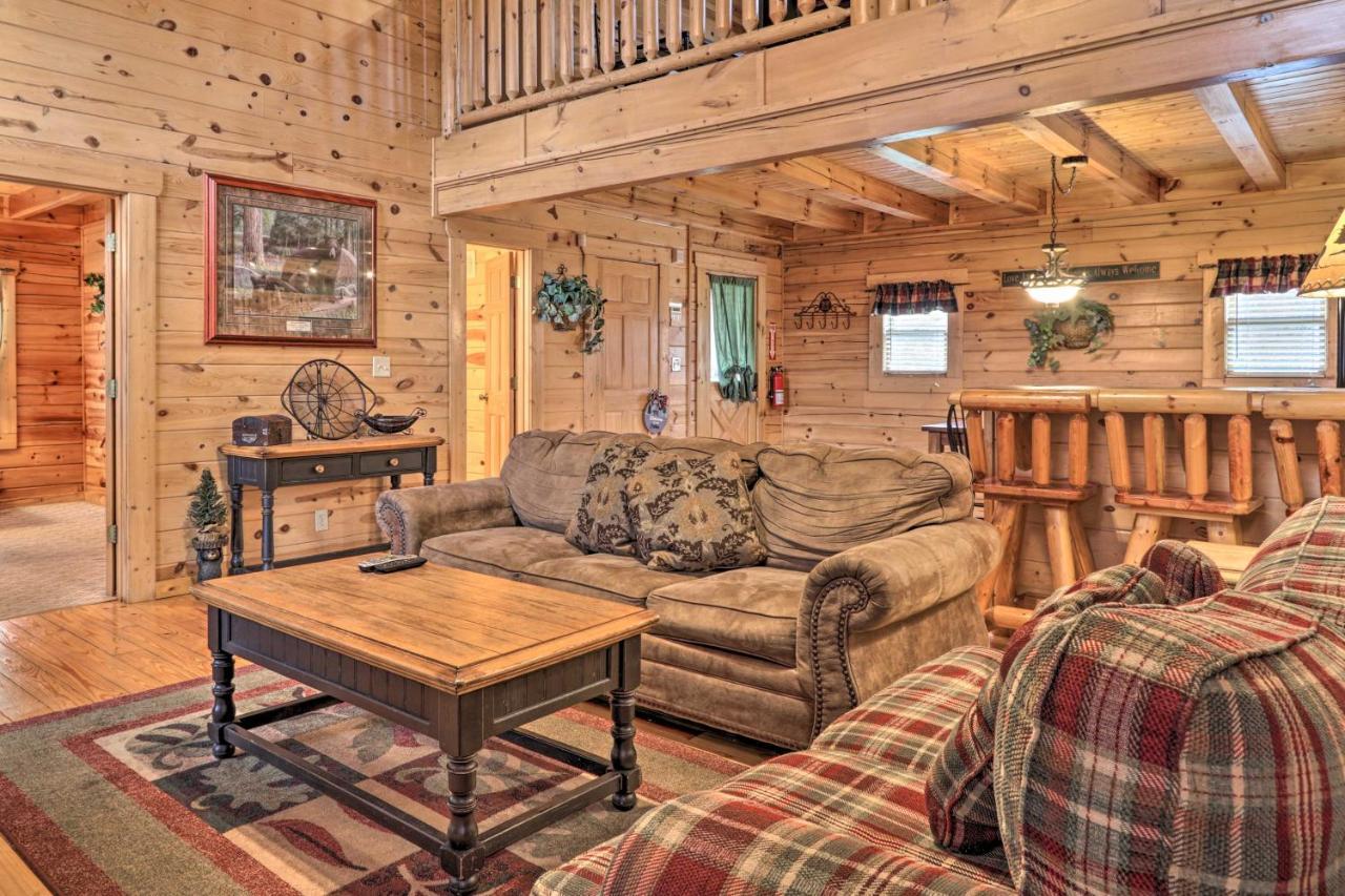 Pigeon Forge Cabin With Games, 1 Mi To Parkway! Bagian luar foto